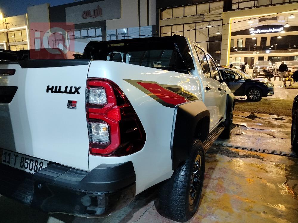 تويوتا هايلوكس